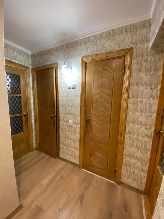 Затишна 2-Х Кімнатна Квартира - Дім Kamjanez-Podilskyj Exterior foto